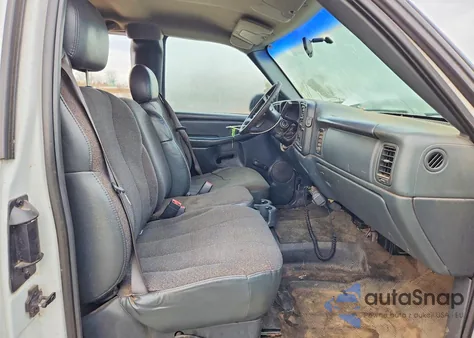 2001 Chevrolet Silverado C2500 Heavy Duty из США, поврежденный, VIN 1GCHC29U41E286581